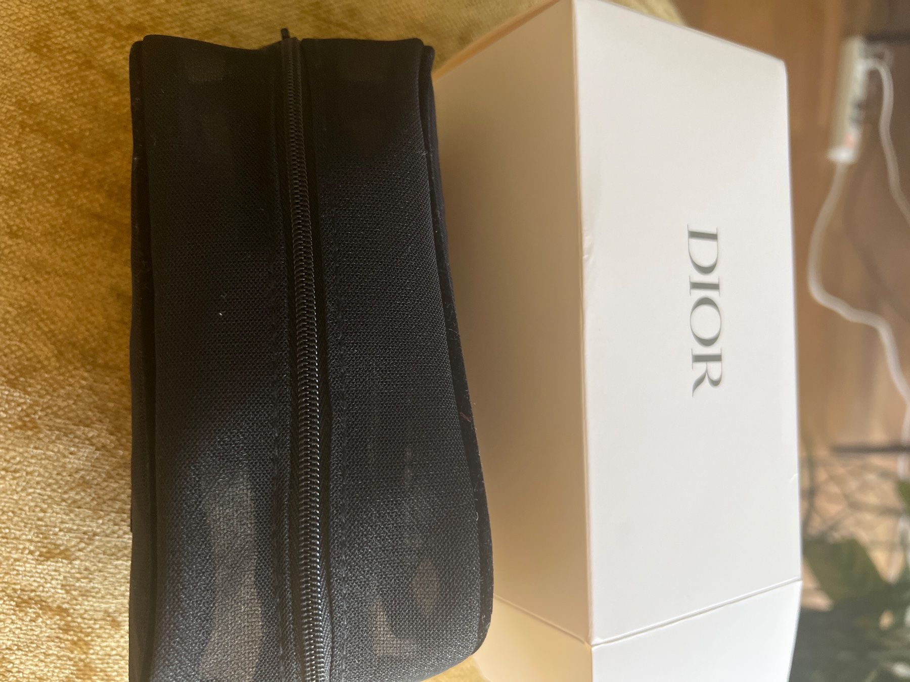 Dior Custodie per cosmetici: Dior Kosmetiktasche Schwarz neu – Usato da Uznach venduto da Ya_x7x6 2