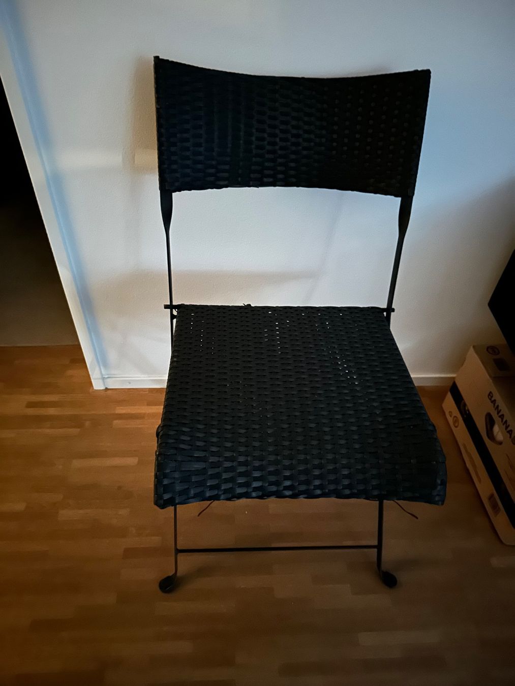 Set di tavolo e panche: Gartentisch rund inkl. 2x Stuhl – Usato da Bern venduto da SITARO 3