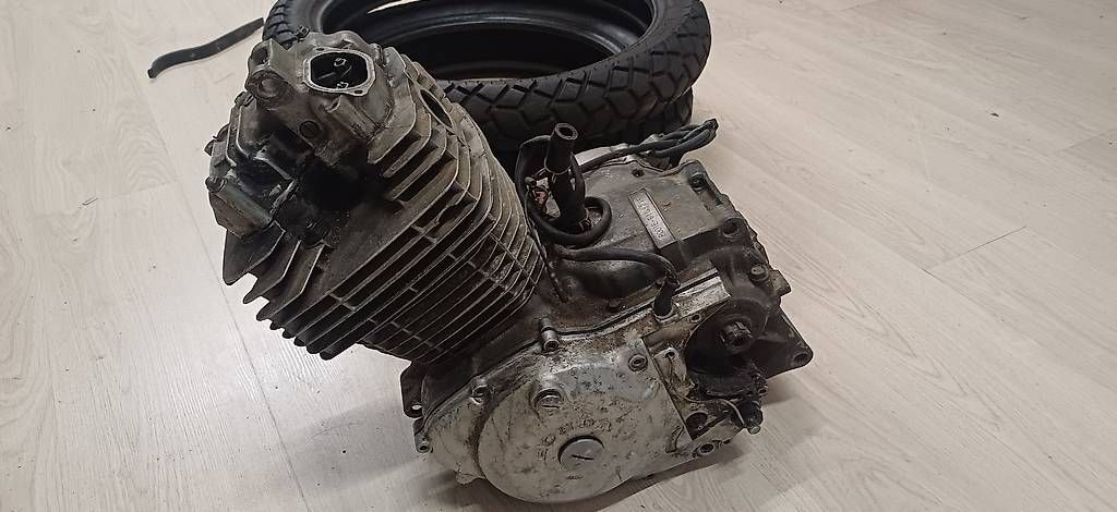 Tutti i ricambio per moto: Honda XL 500S Teile – Usato da Willisau venduto da Richu86 2