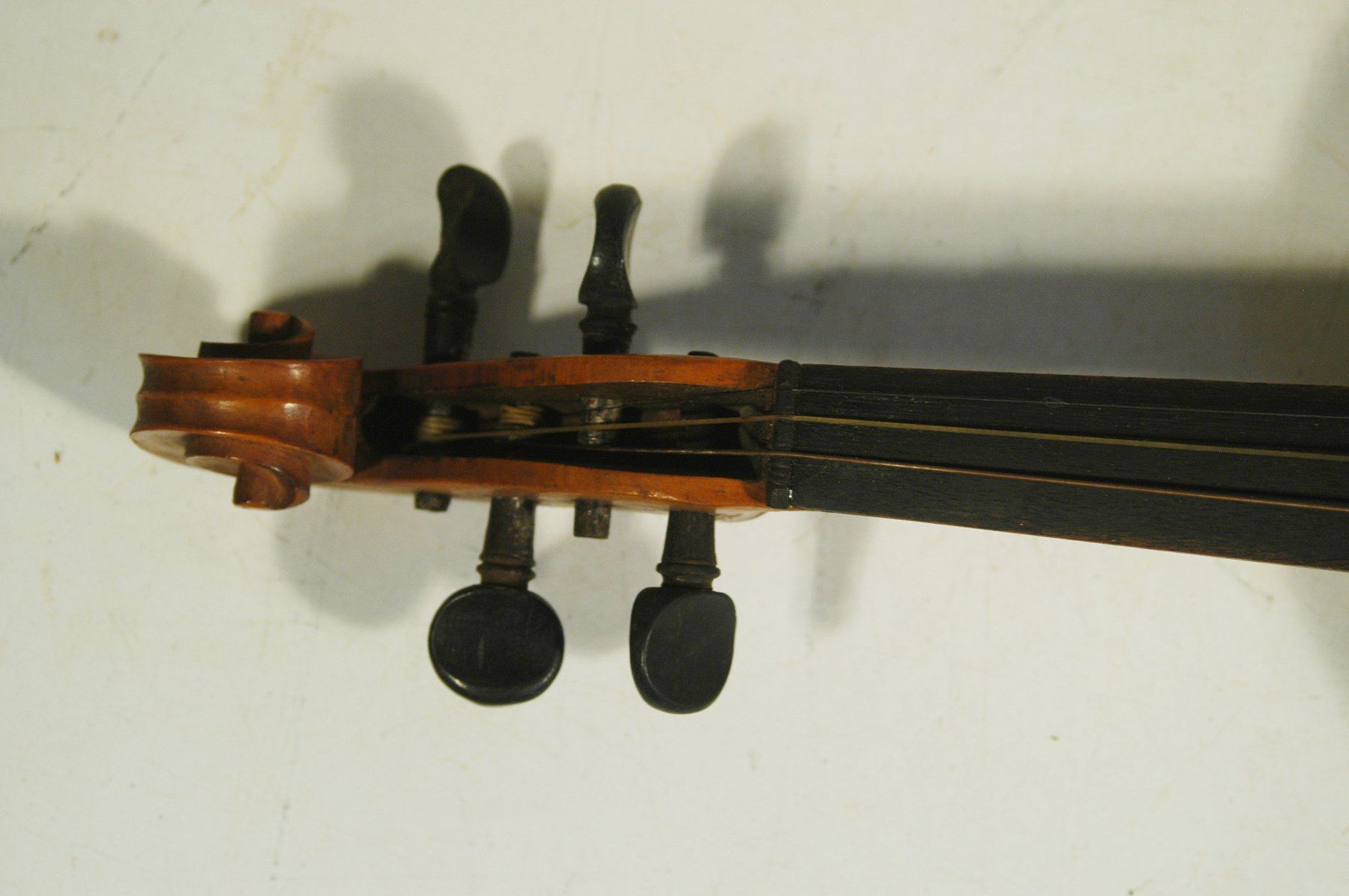 Instruments de musique: Aeltere Geige mit Koffer – D'occasion à Herisau par Wisen 2