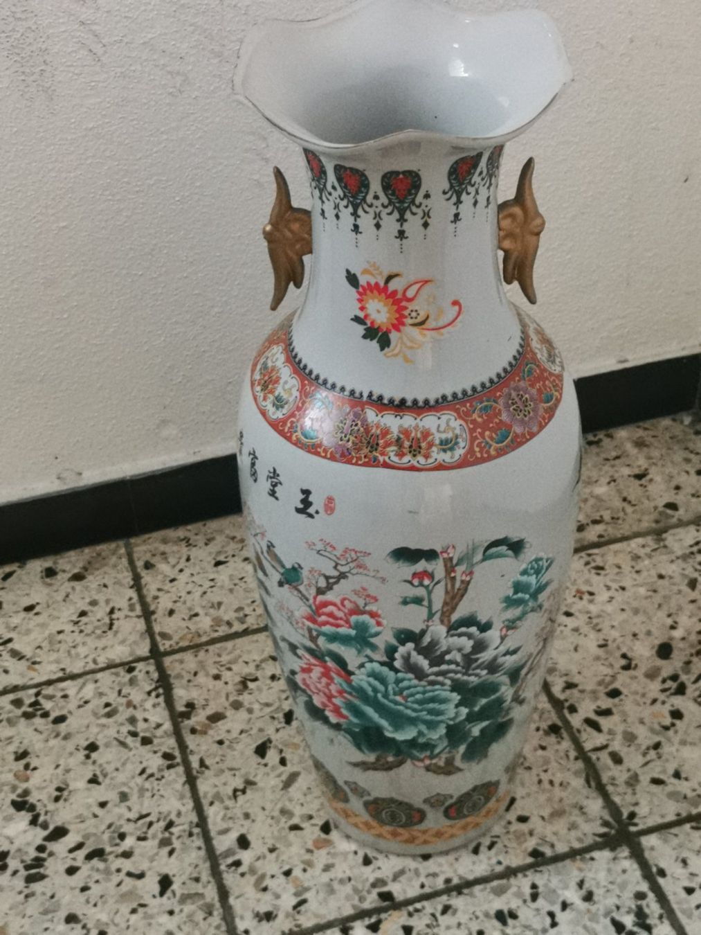 Vasi & Recipienti: Chinesische PozelanBodenvase mit Ständer – Usato da Mellingen venduto da fra_g7y8 7