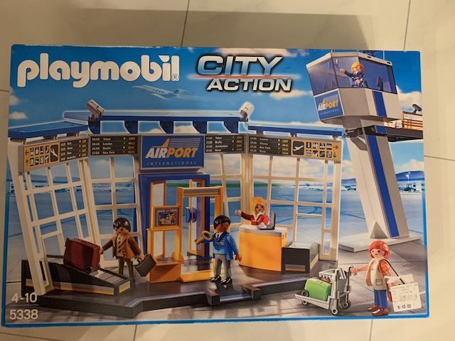 PLAYMOBIL Aéroport 5338 Complet Avec Accessoires, Tour De Contrôle Et Personnages
