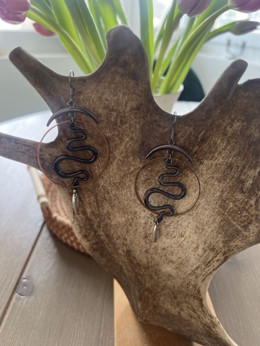 Ohrringe & -stecker: Statement Ohrringe mit Schlange – Neu (gemäss Beschreibung) aus Seon von Sunny-Schmuck78