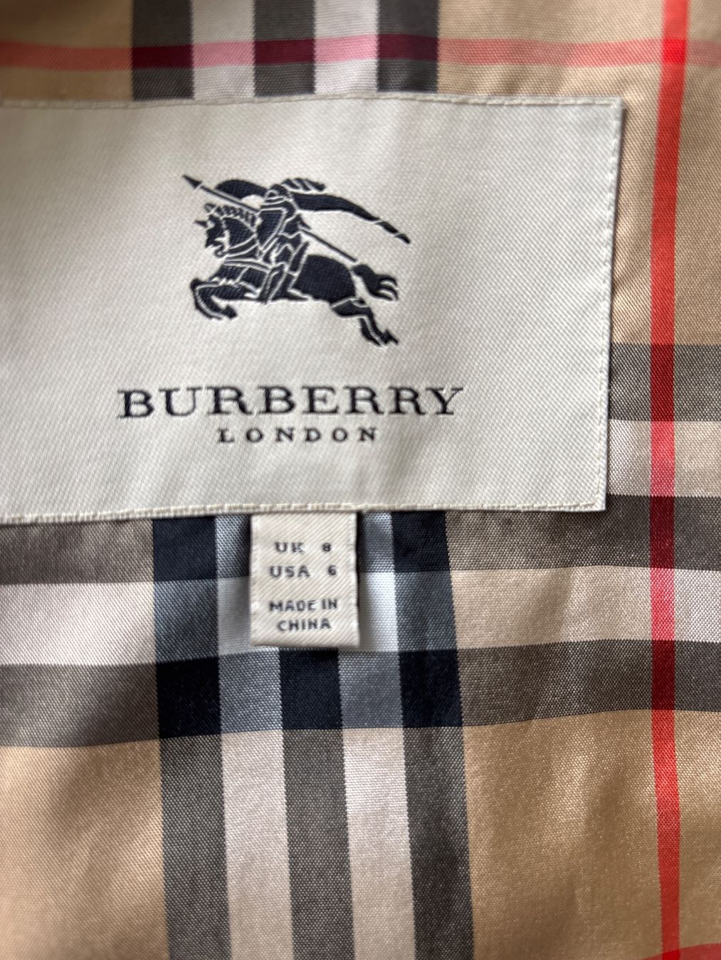 Burberry Cappotti: Schwarzer Burberry Trenchcoat, Grösse S – Usato da Suhr venduto da star033 2