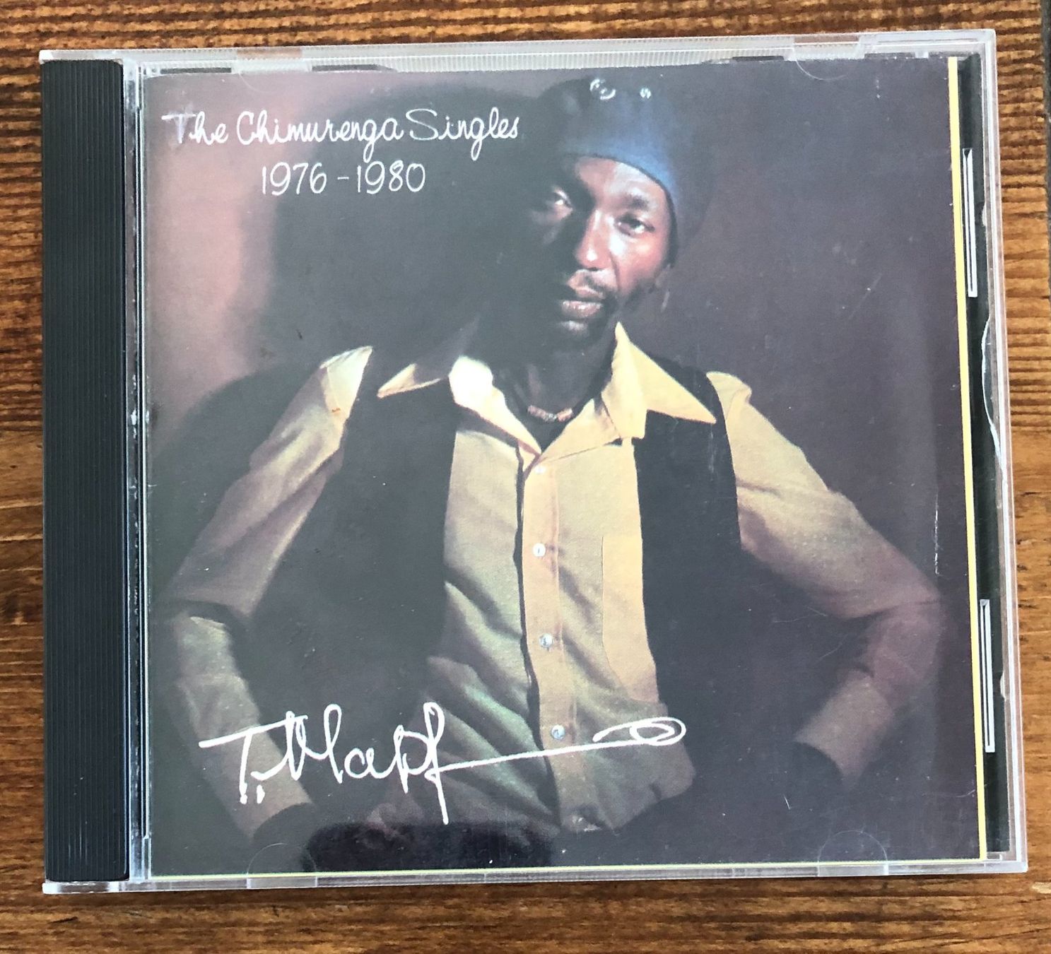 CD: Thomas Mapfumo – The Chimurenga Singles 1976-80 CD – Usato da Luzern venduto da Schlafenicht00