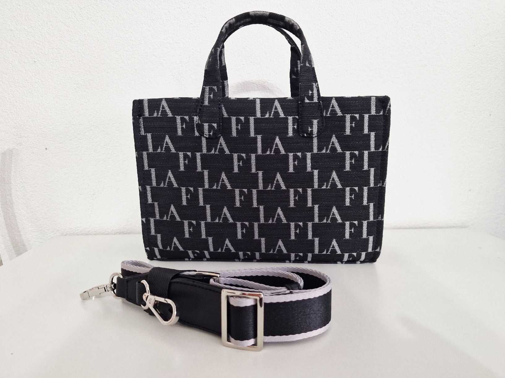 Fila Taschen für Damen: Sac à main Fila , Neuf! – Neu (gemäss Beschreibung) aus Cournillens von jho_tx6d 1