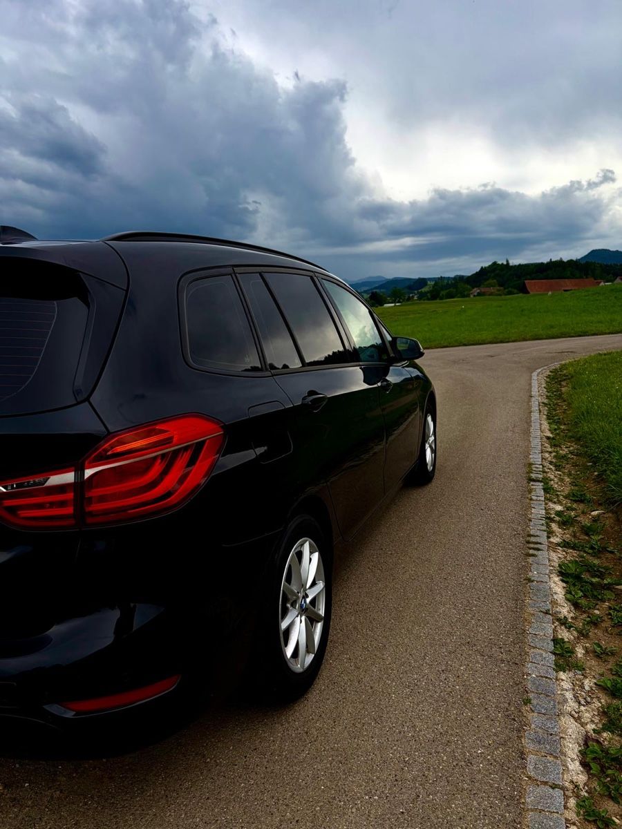 BMW Automobili: BMW / 218d / Tourer / Automat – Usato da Dietfurt venduto da LvLvLV 4