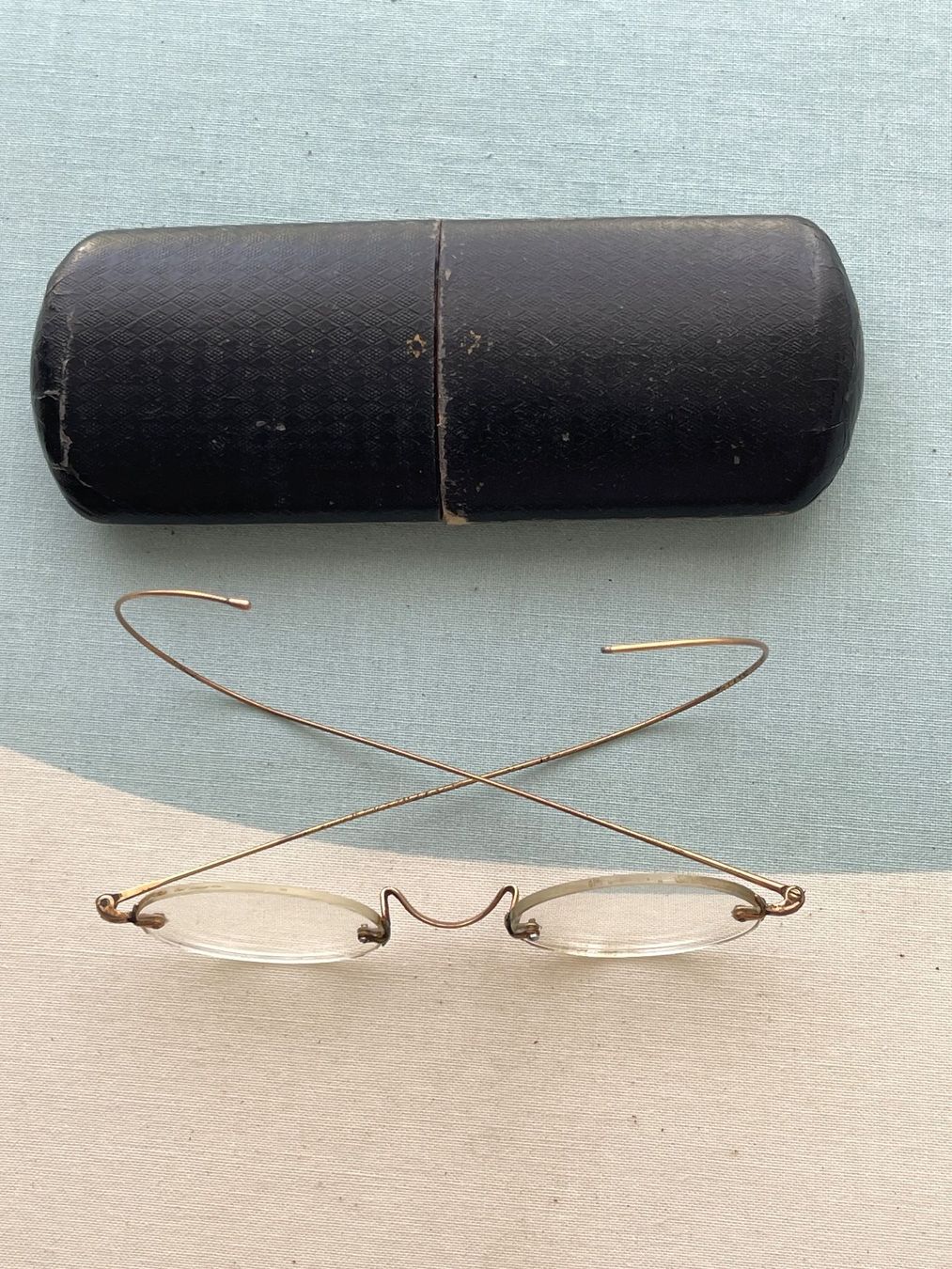 Brillen & Gläser: Alte Brille um 1920 mit Originaletui – Gebraucht aus Hinwil von Dts100 1