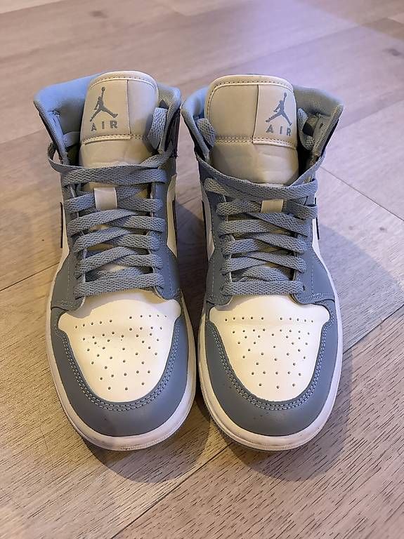 Scarpe da uomo: Air Jordan 1 Mid Hellblau – Usato da Sirnach venduto da lam_9dpr