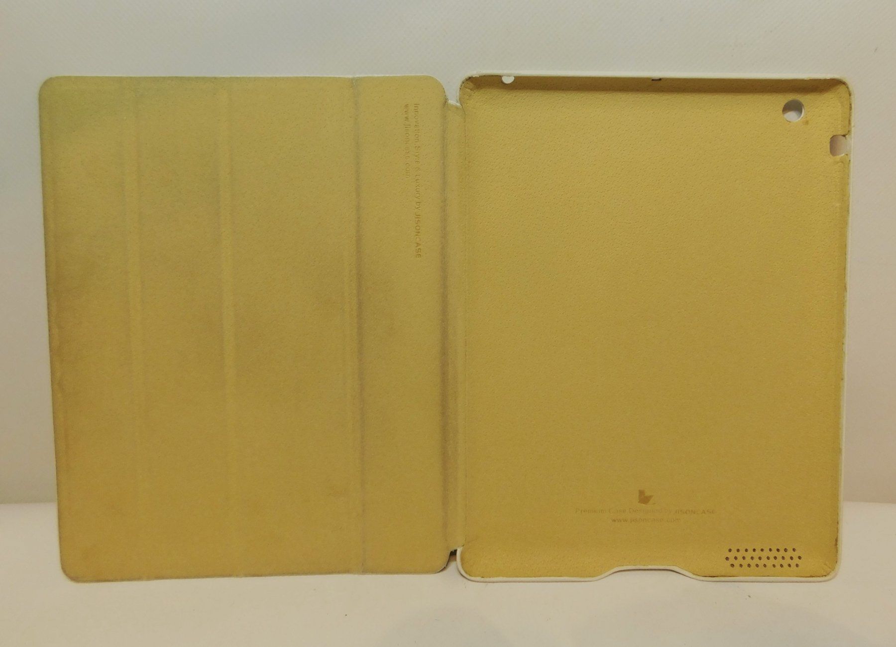 Covers & Borse: iPad Hülle – Usato da Emmenbrücke venduto da Neverlaand-22 1