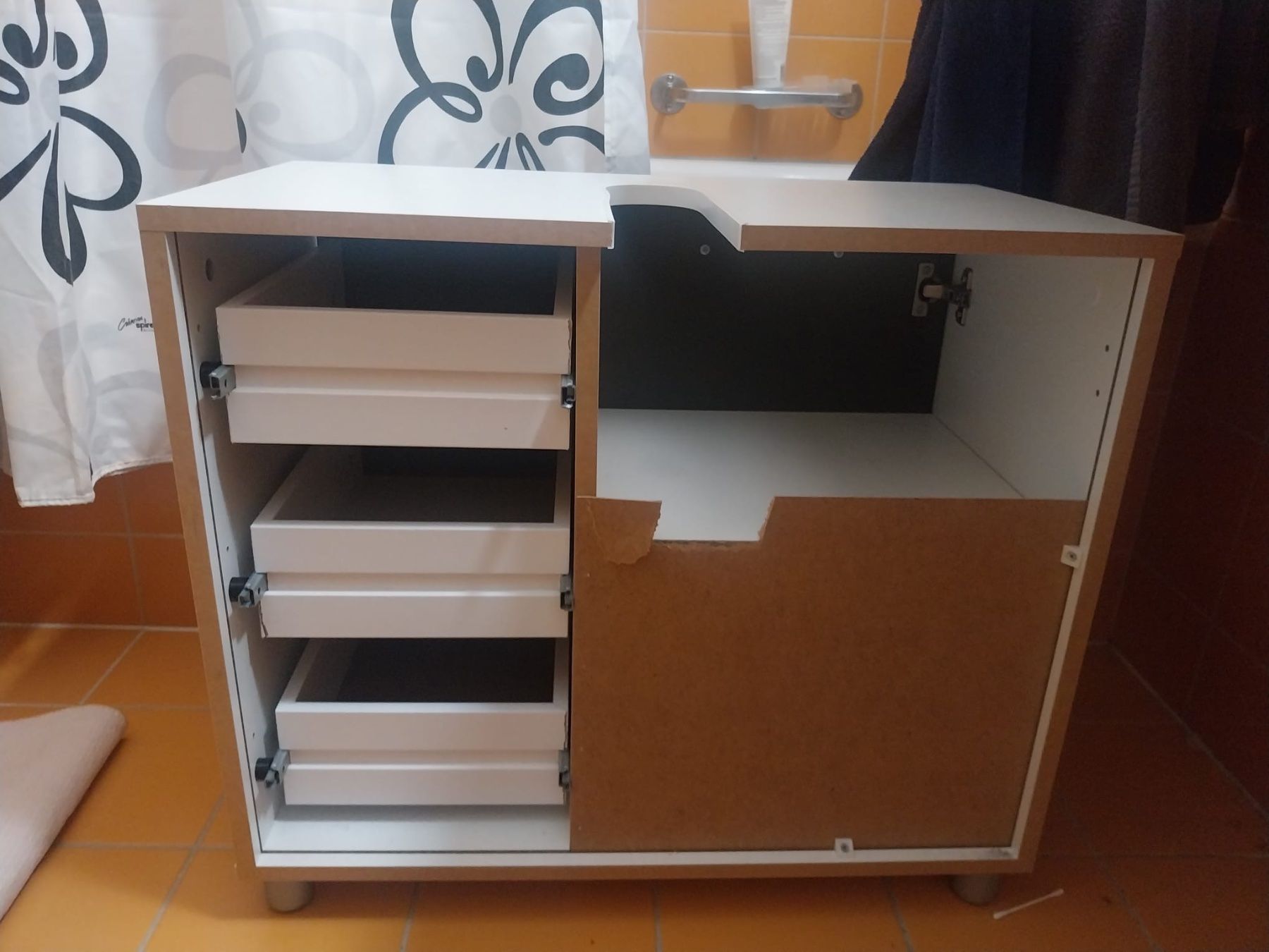 Installations & Meubles: Lavabo Unterschrank – D'occasion à Frauenfeld par schulhaus03 2