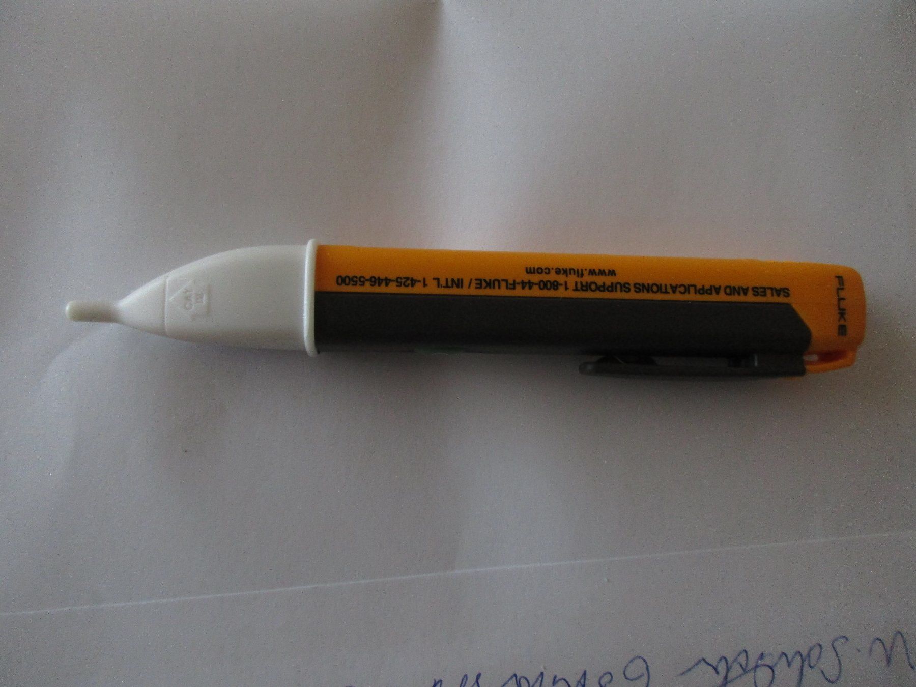 Fluke Misurare: Spannungsprüfer Fluke VoltAlert 1AC-E II gebraucht – Usato da Niederwil AG venduto da Cembalo 2