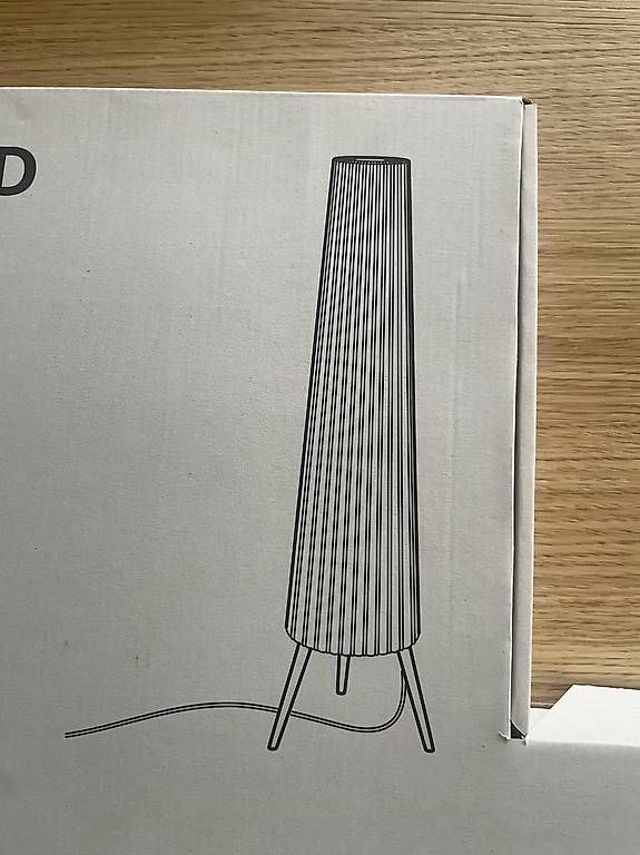 Ikea Lampade: Ständerlampe IKEA Ökensand – Usato da Sursee venduto da Elanfreak 1