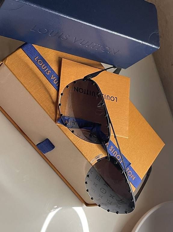 Occhiali & Lenti: Louis Vuitton Sonnenbrille – Usato da Erlinsbach SO venduto da VWV1 1