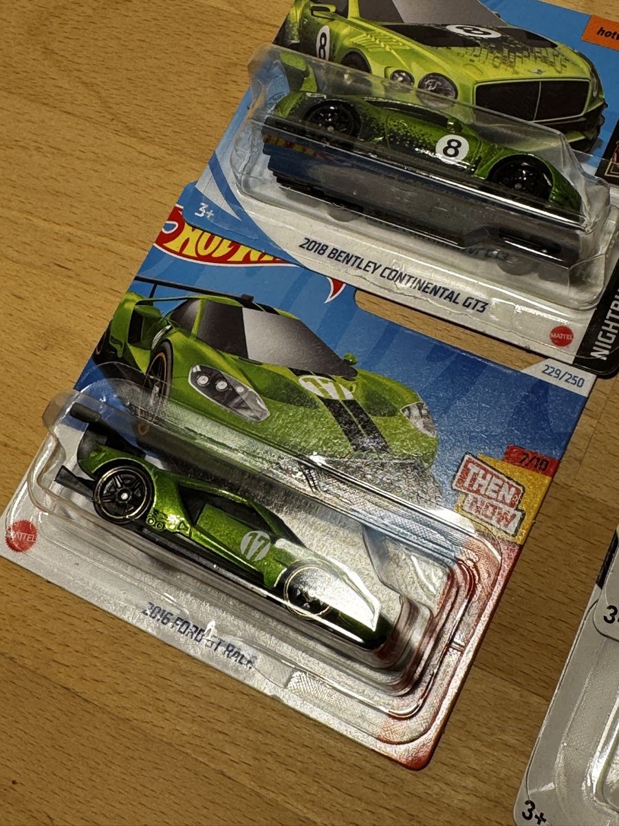 Hot Wheels Modellini d'auto: Hotwheels- Lamborghini, Ford, Bentley AMG – Nuovo e nell'imballaggio originale da Stüsslingen venduto da leo_nzh6 7
