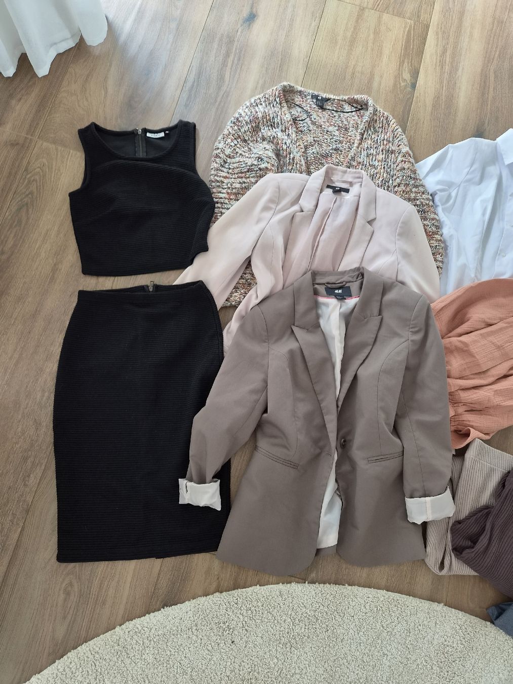 Lots de vêtements: Kleiderpaket Damen S/M – D'occasion à Safnern par ROEDGM 1