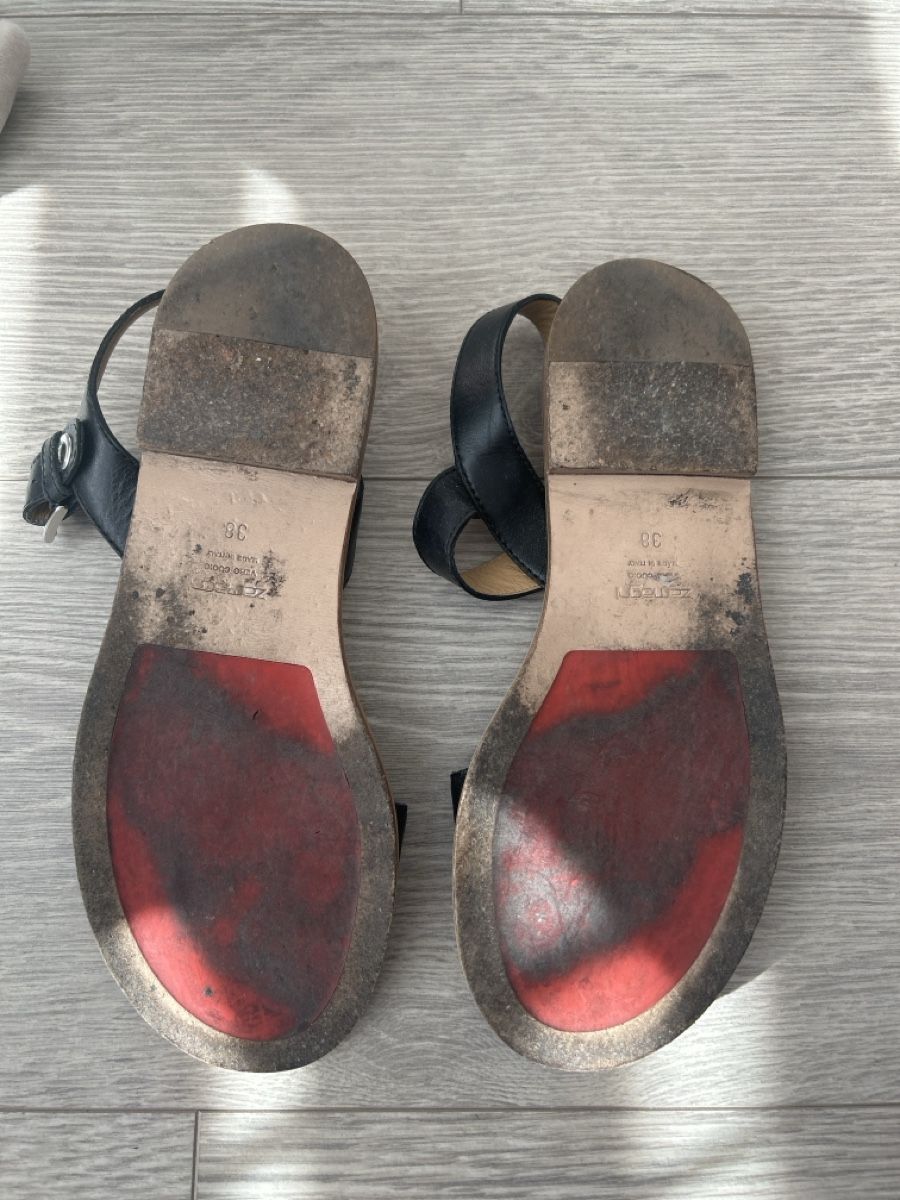 Damenschuhe: Zamagni Black Leather Sandals, Size 38 – Gebraucht aus Zürich von ThePicker 1