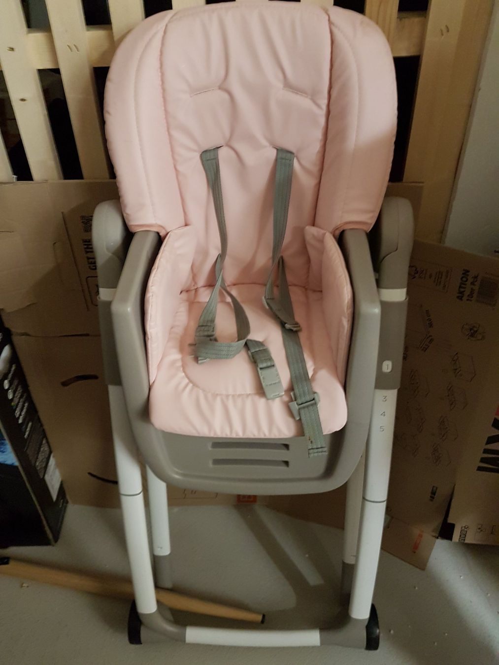 Joie Chaises hautes: Kinder Hochstuhl JOIE – D'occasion à Dietikon par mad_7fpf 1