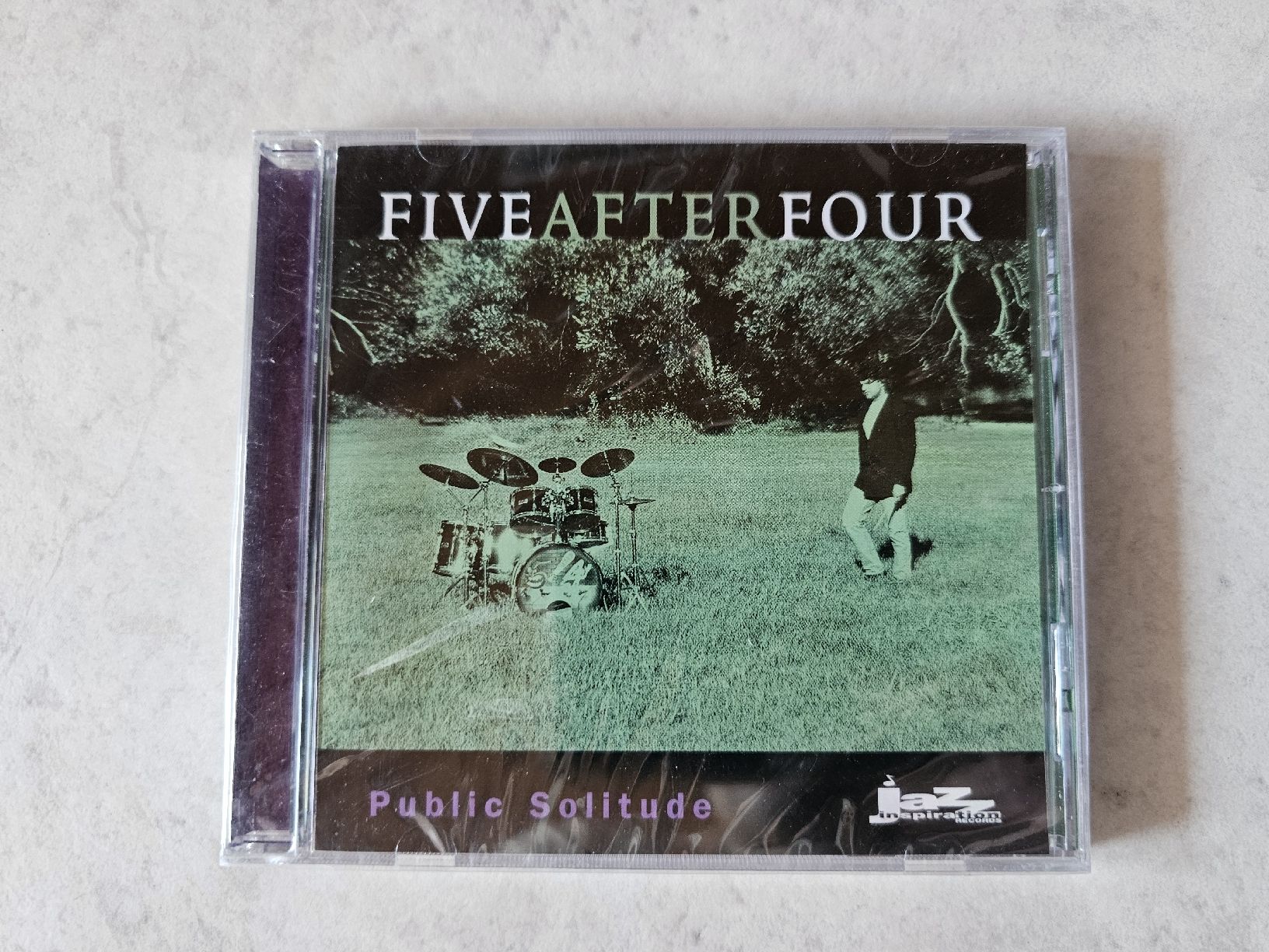 CD: Five After Four  -  Public Solitude  /  Fabrikneu – Nuovo e nell'imballaggio originale da Schneisingen venduto da backstore24