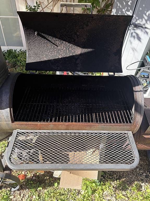Grils: BBQ Smoker , Grill – D'occasion à Hagenbuch ZH par PascalSahli 2