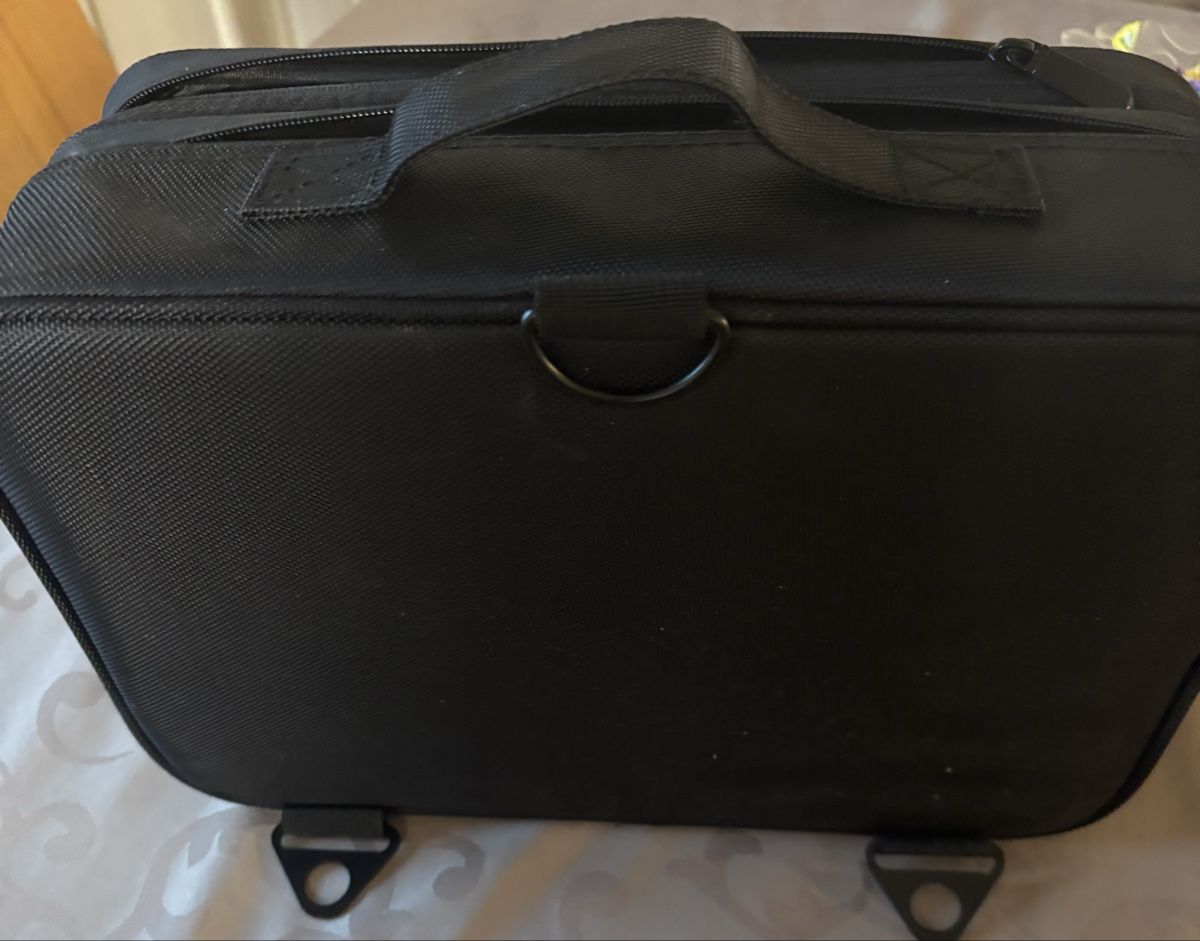 Valises de voyage: Schminkkoffer, Kosmetikkoffer mit variablen Fächern – D'occasion à Wallisellen par Masitaca