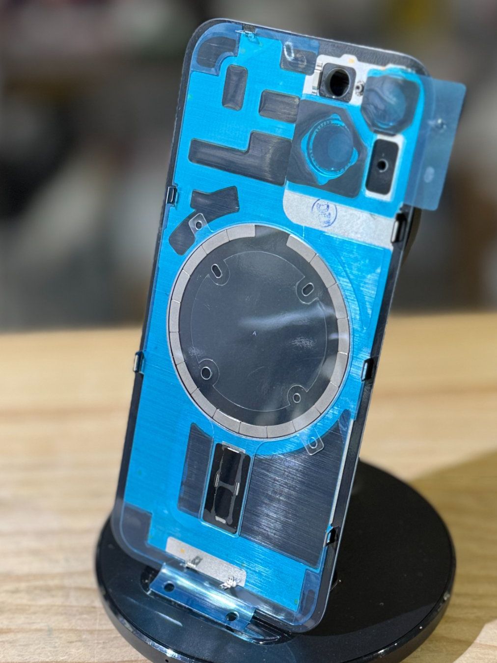 Cover & Protezioni schermo: Vitre Cache Arrière iPhone 14 (14 plus) Blanc avec magsafe – Nuovo e nell'imballaggio originale da Morges venduto da DA-repa 2