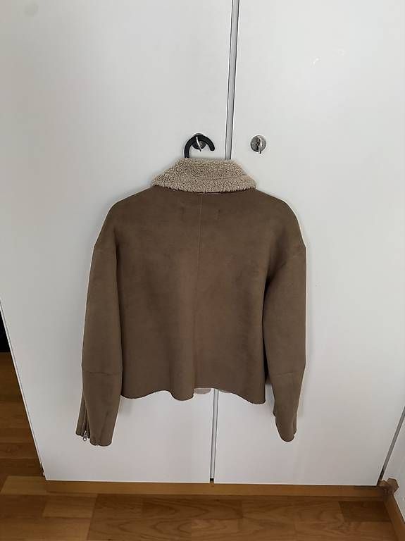 Zara Vestes: Braune Jacke mit Teddyfell – D'occasion à Rüfenacht BE par NE_ 2