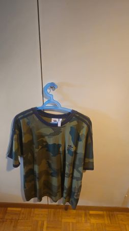 T-shirt adidas militaire taille xl