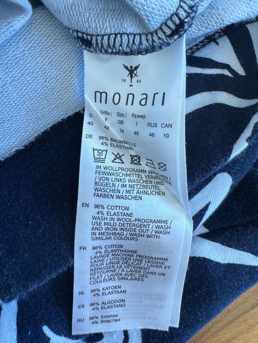 Monari Vestiti: MONARI cooles Kapuzenkleid mit Statement Gr. 40 – Usato da Meiringen venduto da snahhanssnah 4