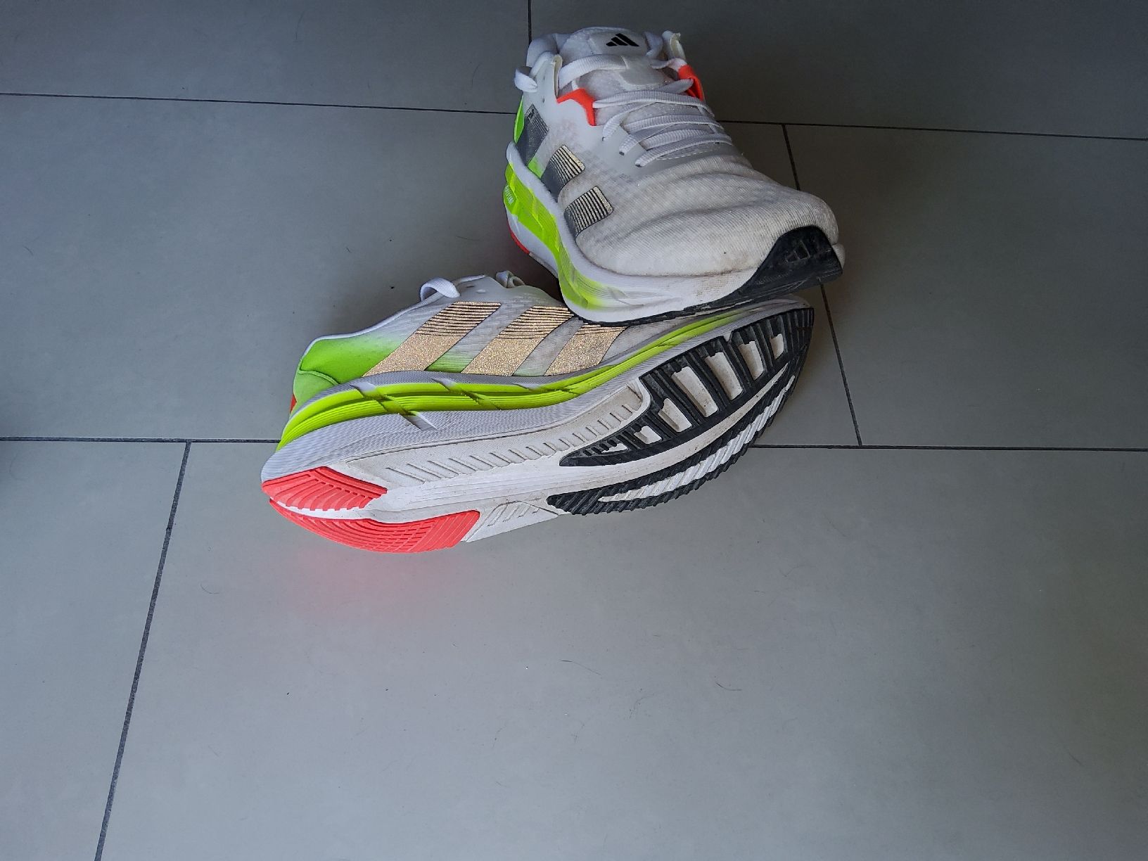 Adidas Scarpe da uomo: Chaussure de running Adidas Adistar  pointure 43 1/3 – Usato da Rennaz venduto da Baaron84 5