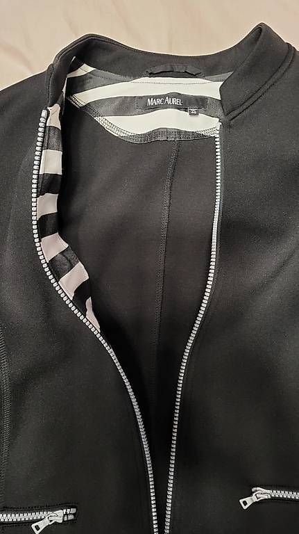 Giacche: sportlich-eleganter Blazer – Usato da Gelterkinden venduto da Morewurzle 1