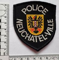1 Polizei Abzeichen Police Neuchatel-Ville