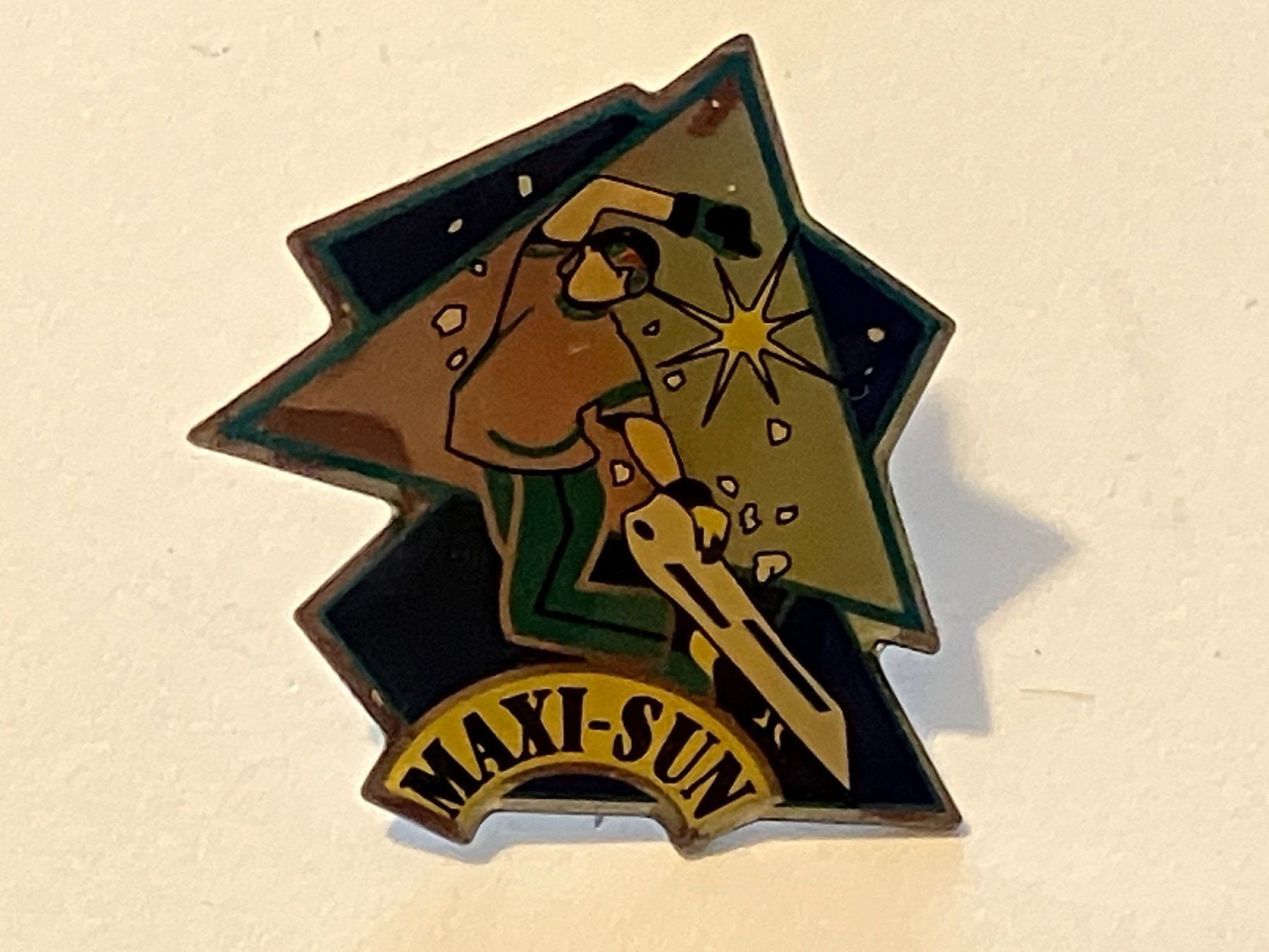 Plaketten & Abzeichen: 1 Pin Maxi Sun – Gebraucht aus Basel von djwwpp