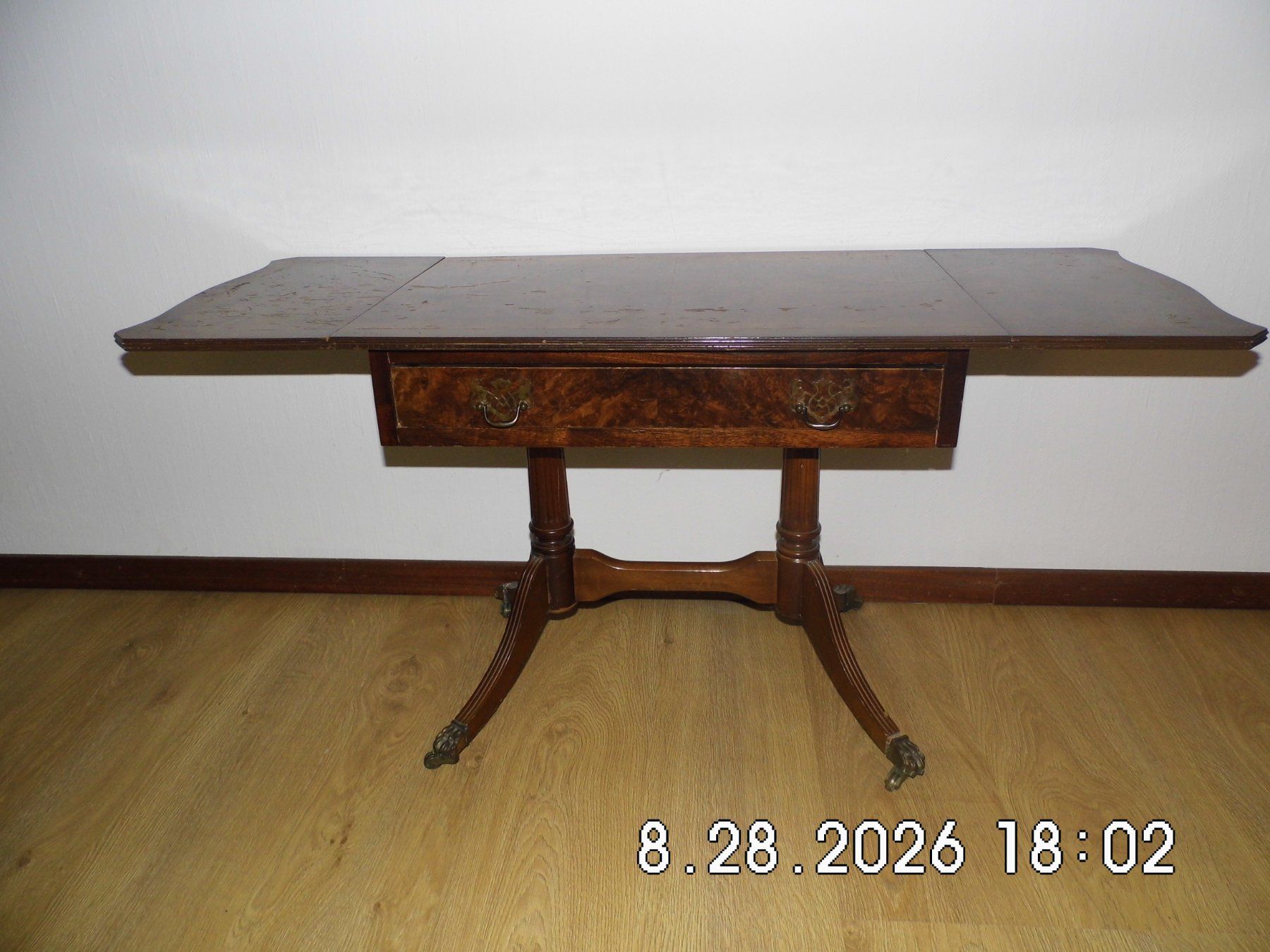 Tavoli: Sofa Table mit Schublade auf Rollen – Usato da Thun venduto da seehecht49