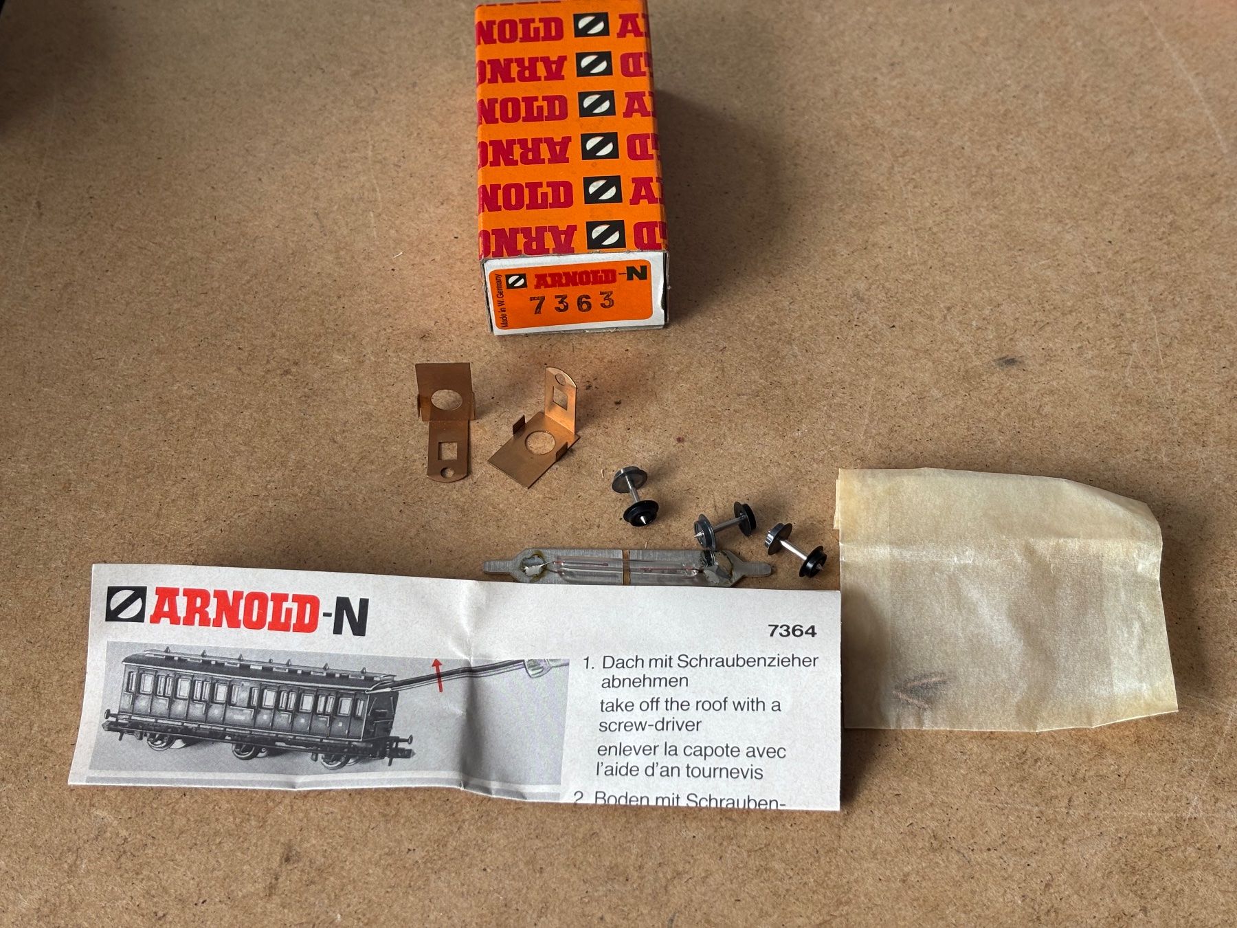 Arnold Modellini di ferrovie: Arnold 7363 Wagenbeleuchtung – Nuovo e nell'imballaggio originale da Hauterive NE venduto da eriamch