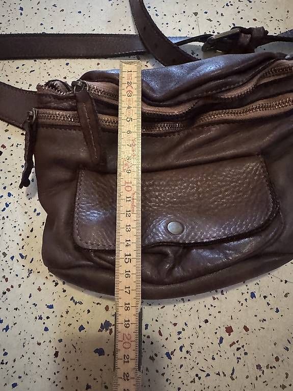 Borse da donna: Tasche  – Usato da Langnau i. E. venduto da aruntara 2