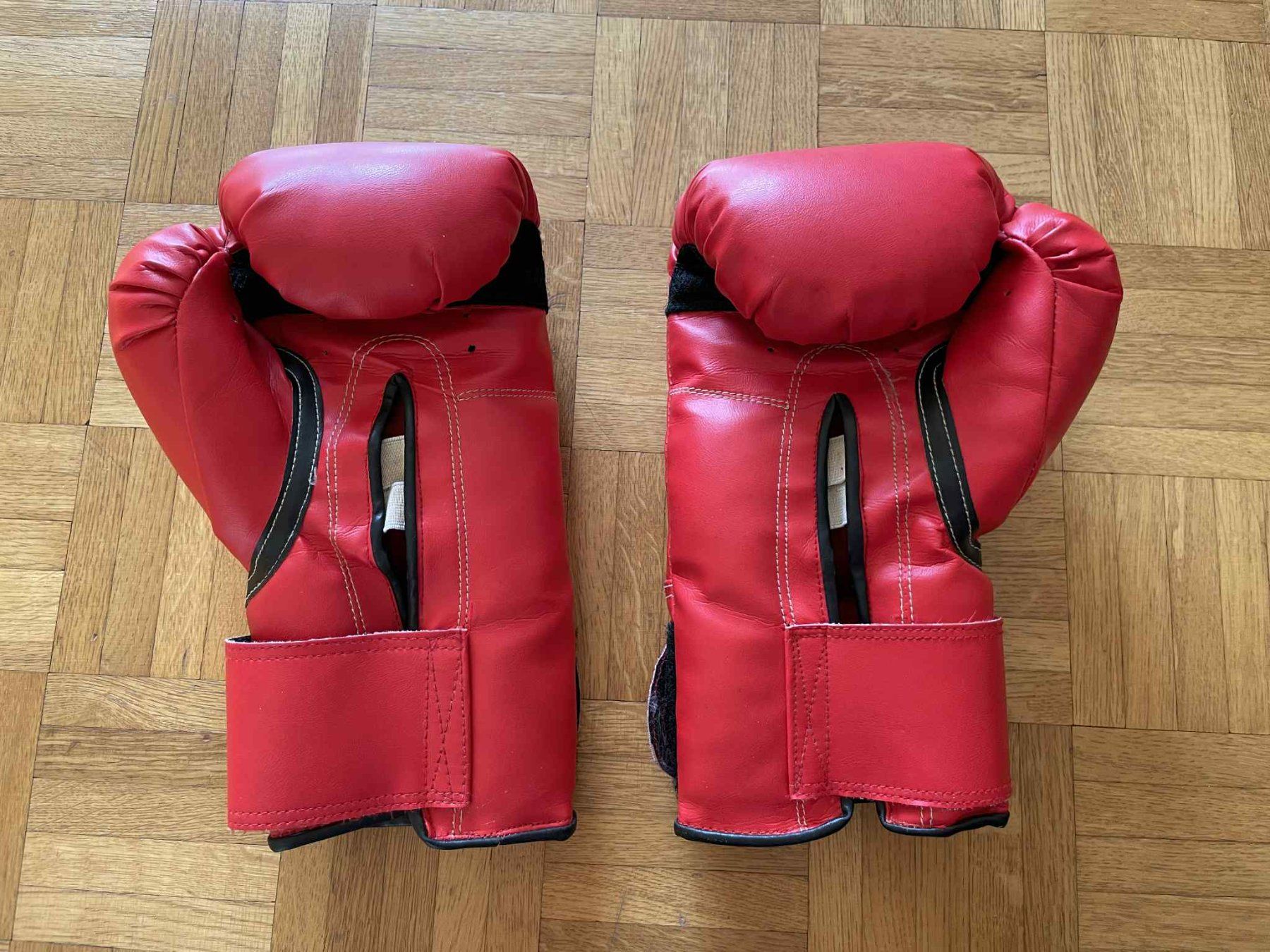 Guanti & manicotti: Red Boxing Gloves S/M with 280cm hand wraps – Usato da Zürich venduto da mei_wvq7 1