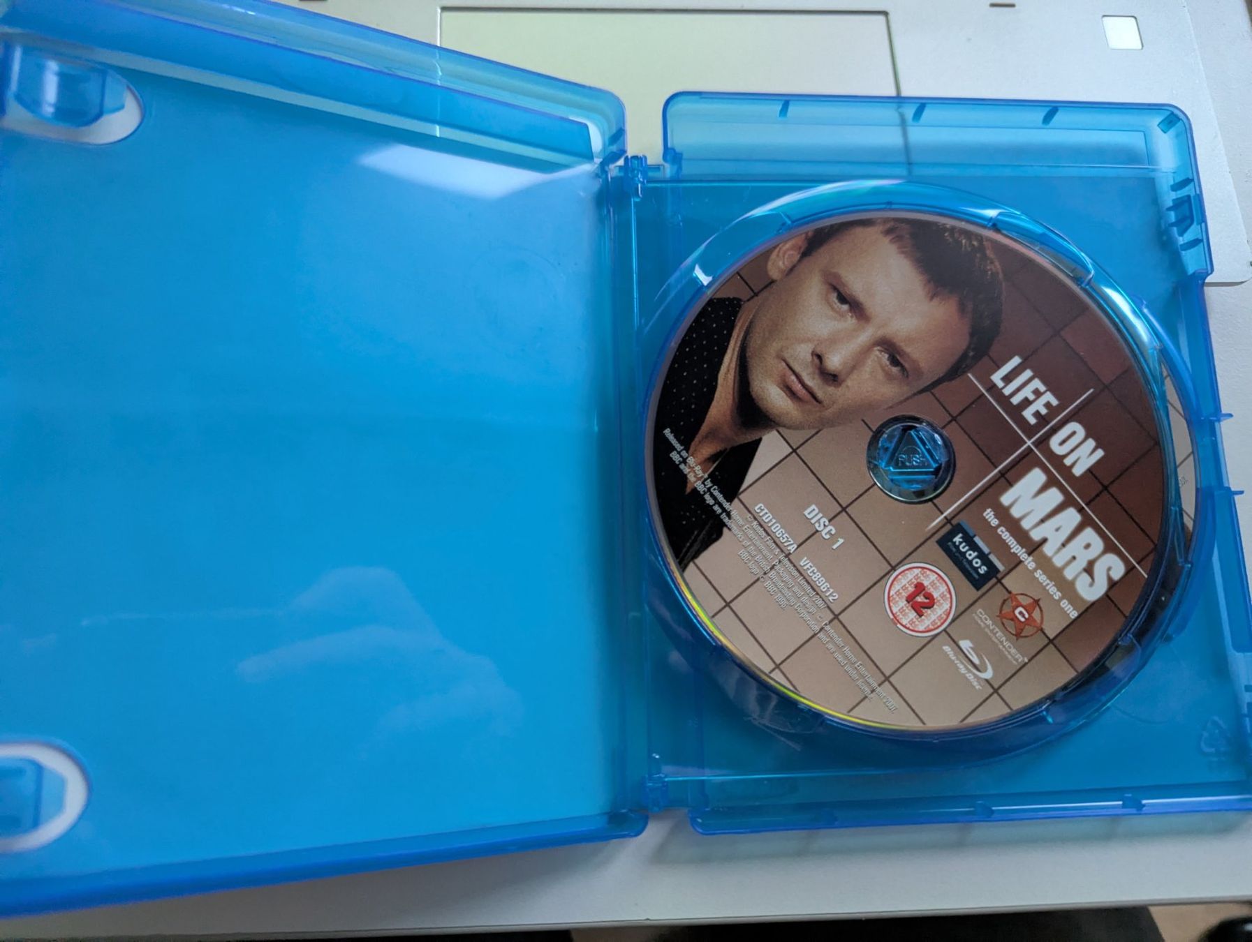 Tutti i DVDs: Episodes Series One 1 - Blu Ray DVD BBC Matt Le Blanc – Usato da Hünenberg See venduto da SpecialEditionGaming 3