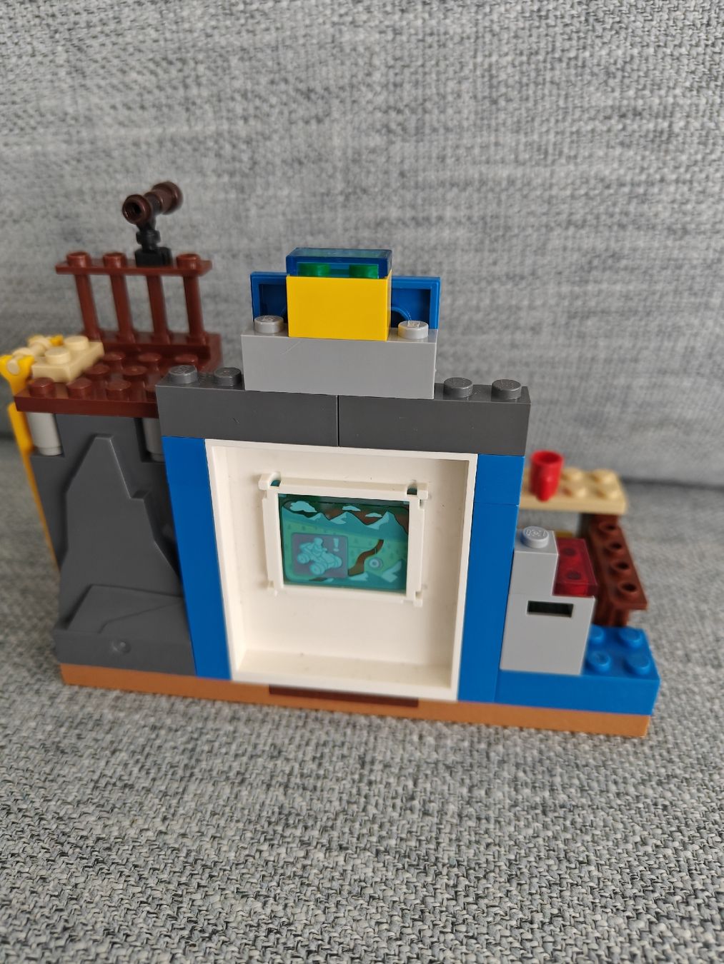 Lego Kit di costruzioni: Lego 10751 :Juniors Gebirgspolizei – Usato da Tuggen venduto da Basinger 3
