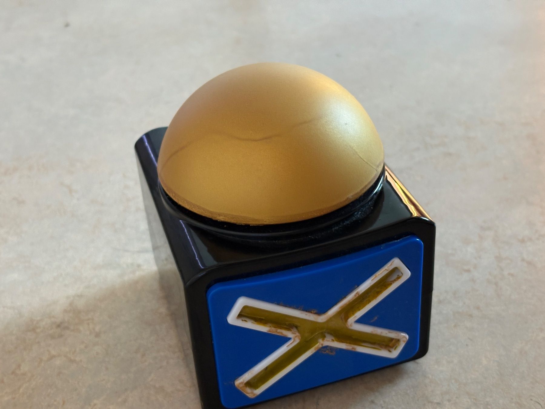 Giochi: Buzzer Knopf gold schwarz blau – Usato da Dietikon venduto da The-Star-Shop 2