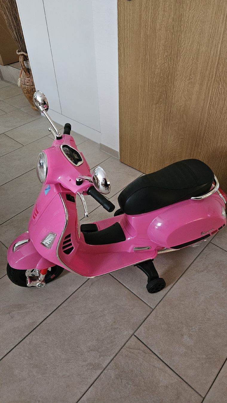 Vespa Veicoli per bambini: Kinder Vespa – Usato da Rikon im Tösstal venduto da fragolina40 1