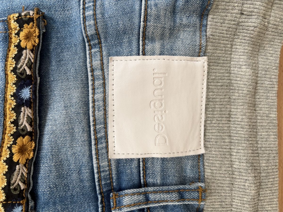 Desigual Jeans: Desigual Disney Jeans – Nuovo (secondo la descrizione) da Lyss venduto da DeaDiLuna 4