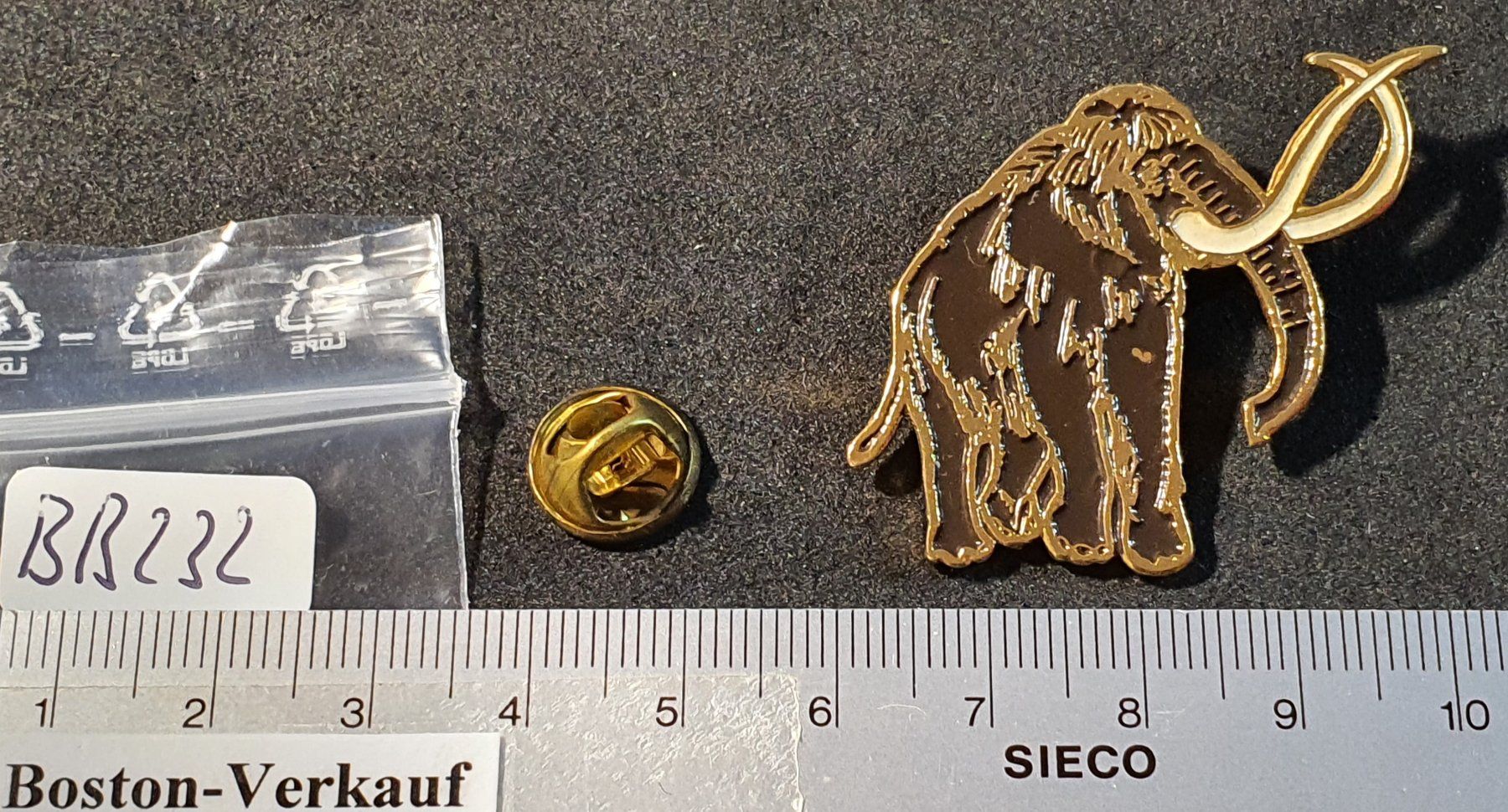 Plaquettes & Badges: BB232 - Pin Mammut – D'occasion à Reinach BL par Boston-Verkauf 1