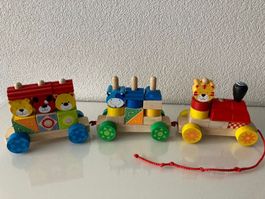 Holzzug, Lokomotive mit 2 Wagen aus Holz