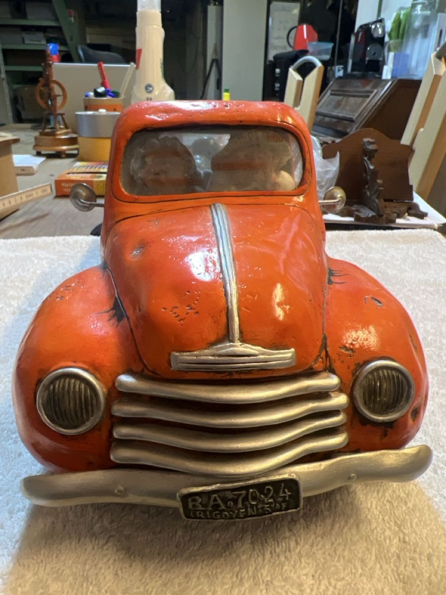 Statuette: Limitierte Kunst Farmer Auto(S) – Usato da Rorschach venduto da TimelessTrading 2