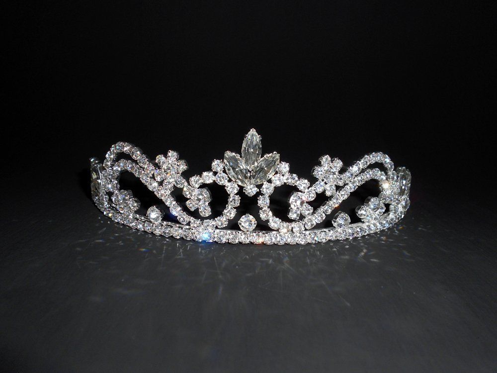 Accessori per capelli: Diadem "Royal" – Nuovo e nell'imballaggio originale da Ostermundigen venduto da LorisHome