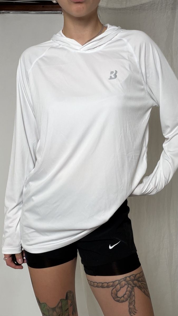 Pullover & Sweatshirts: White hiking hoodie  – Gebraucht aus Knonau von Grapesvintage 6