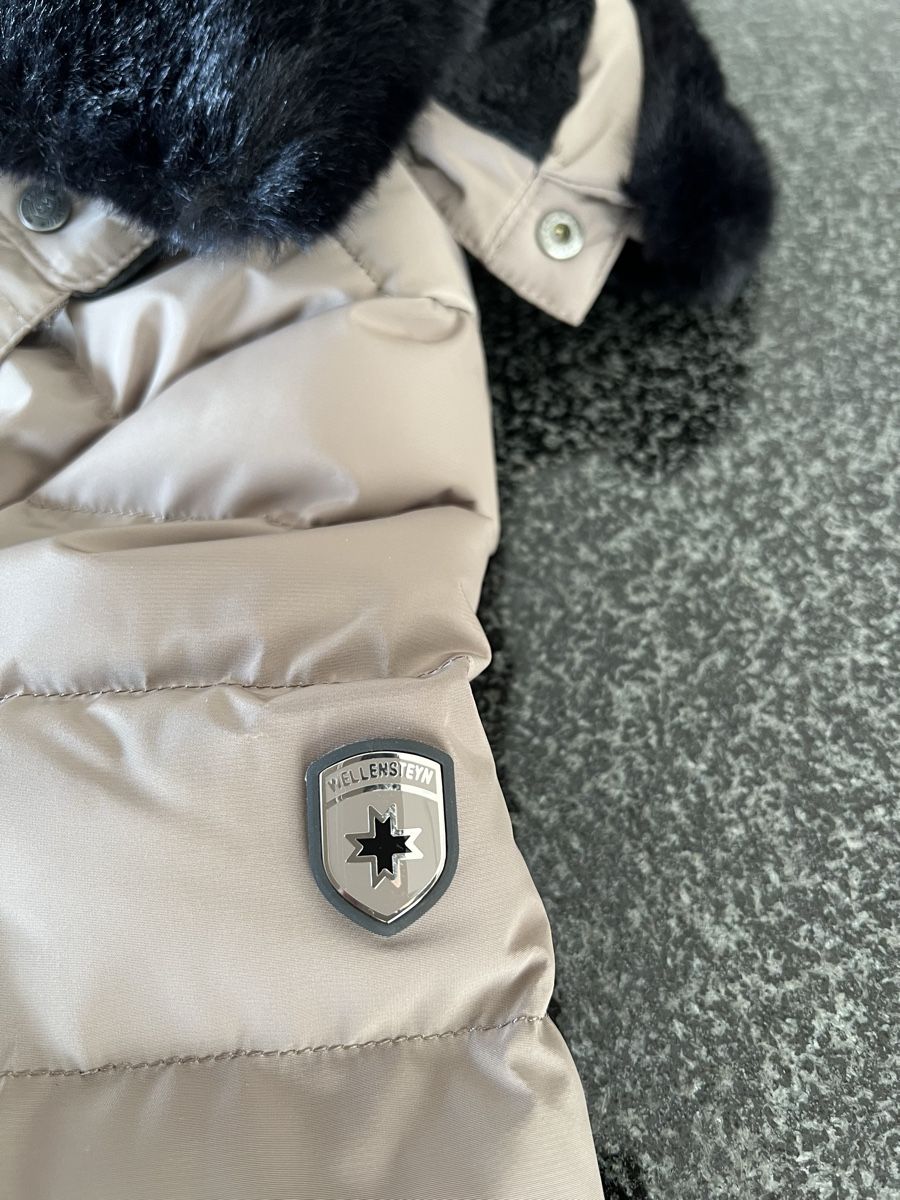 Wellensteyn Giacche: Neue Wellensteyn Winterjacke XL – Nuovo (secondo la descrizione) da Döttingen venduto da Steinklopferin 4