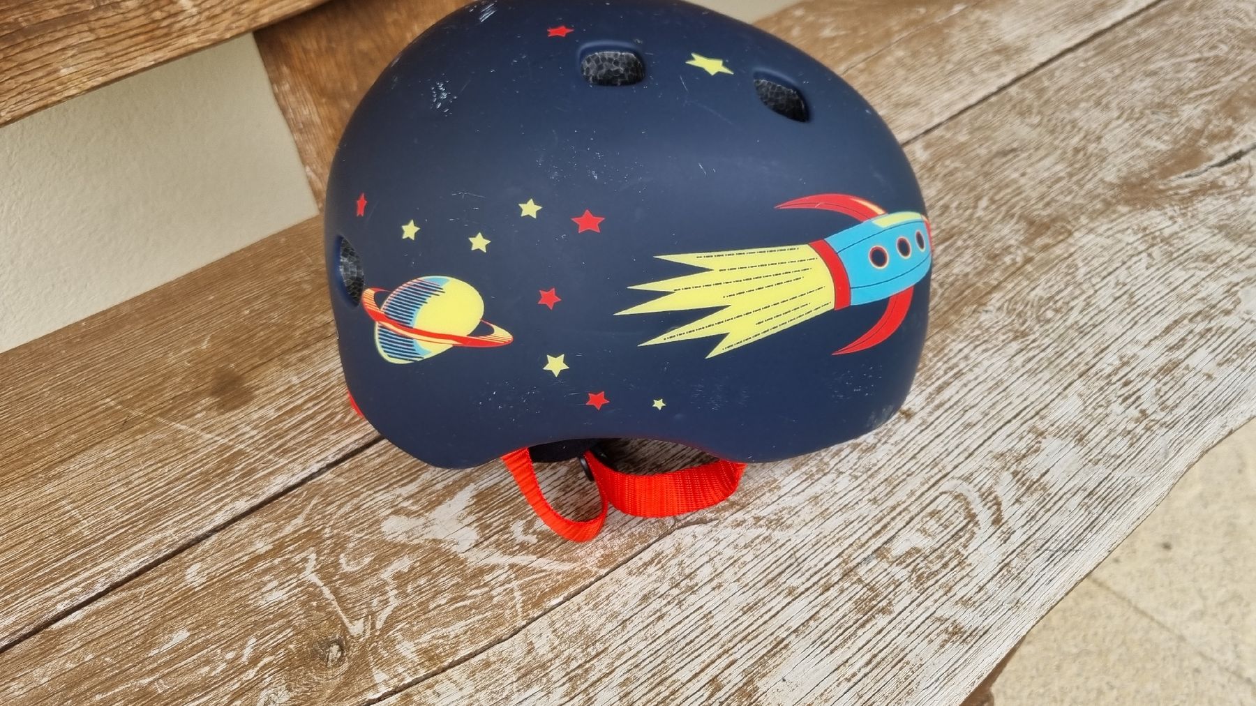 Helme: Casque pour enfants – Gebraucht aus Ferpicloz von Clicli014