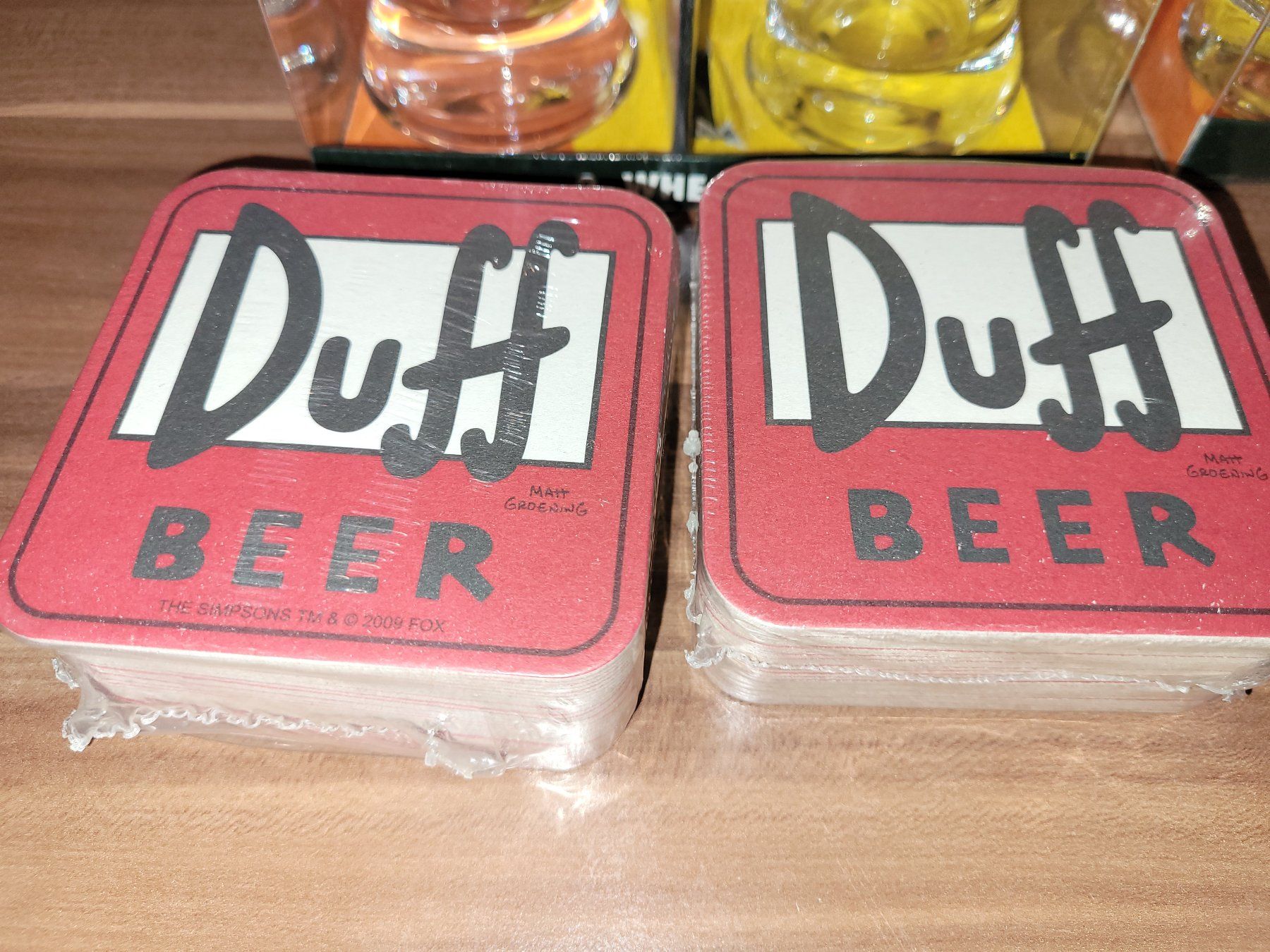 Bicchieri: 4 Duff Bier Gläser – Nuovo e nell'imballaggio originale da Beinwil (Freiamt) venduto da Tourigny 2